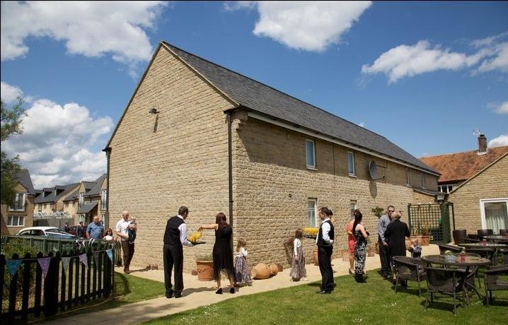The Tally Ho Hotel - B&B Bicester Exterior photo